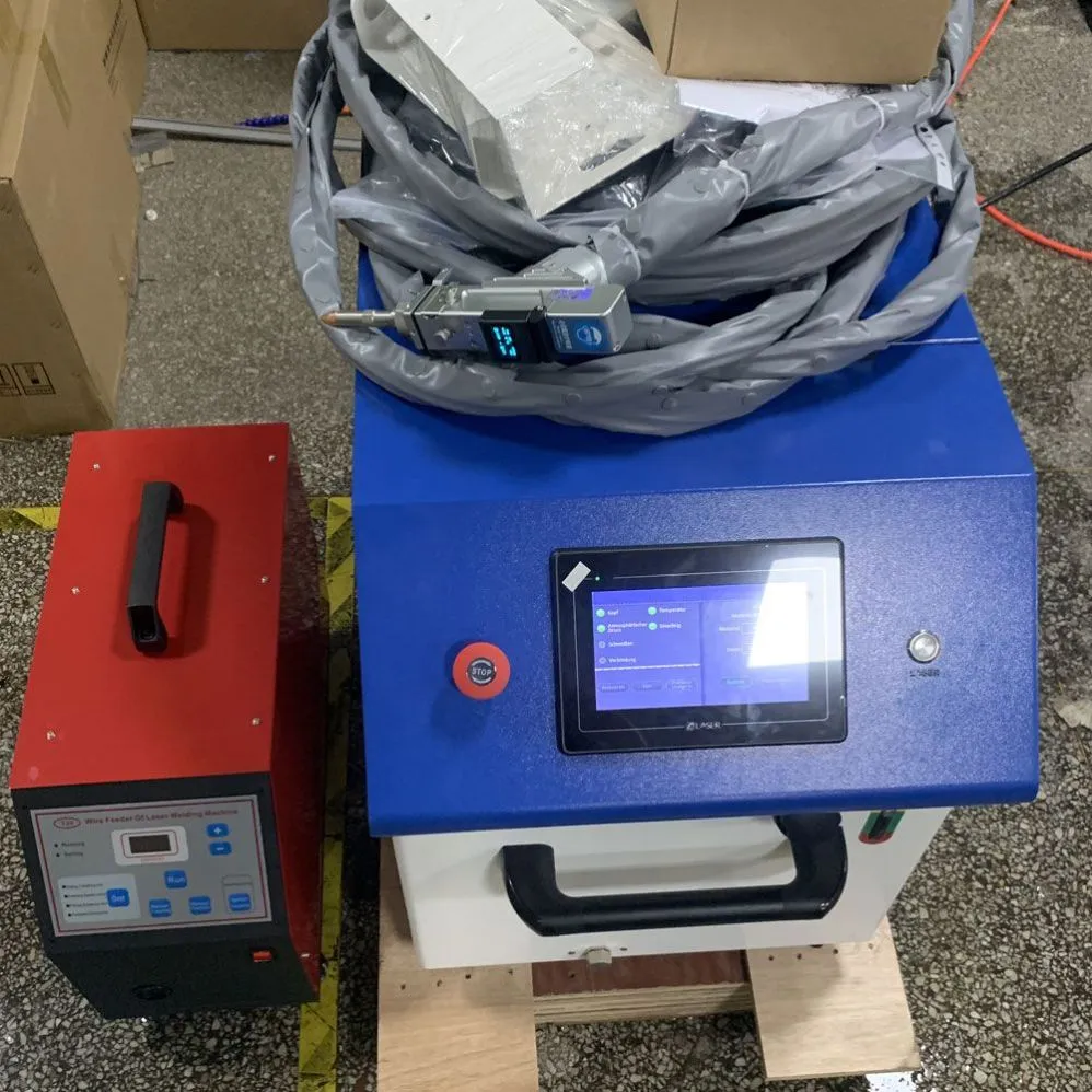 Hot Sales 1000W 1500W Laser Welding Machine Carbon Steel Soldering Machine Handheld Wobble Head Laser Welding Machine with Auto Wire Feeder